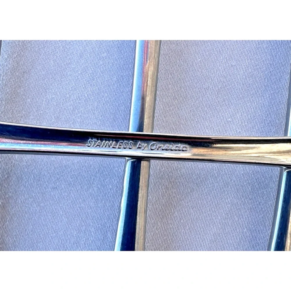 Stainless By Oneida-Cabana Dinner Forks set of 4 7.5